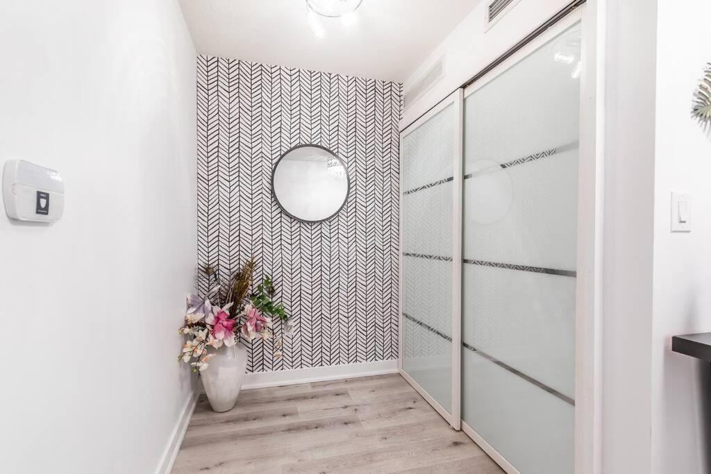 Luxury Suite Downtown Toronto Near Cn Tower Екстериор снимка